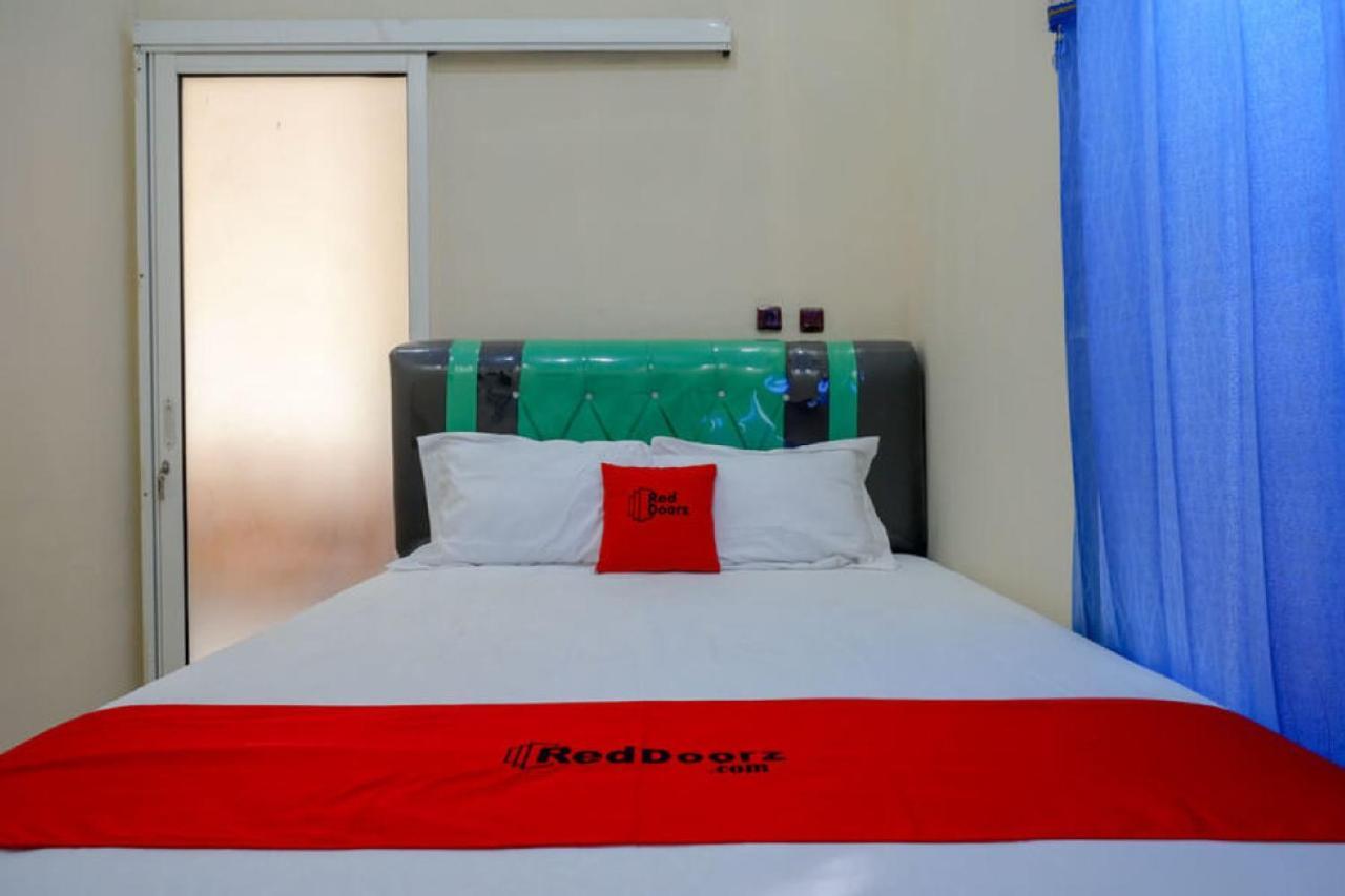 Hotel Reddoorz @ Jalan Raya Kaliwungu Selatan Kendal Exterior foto