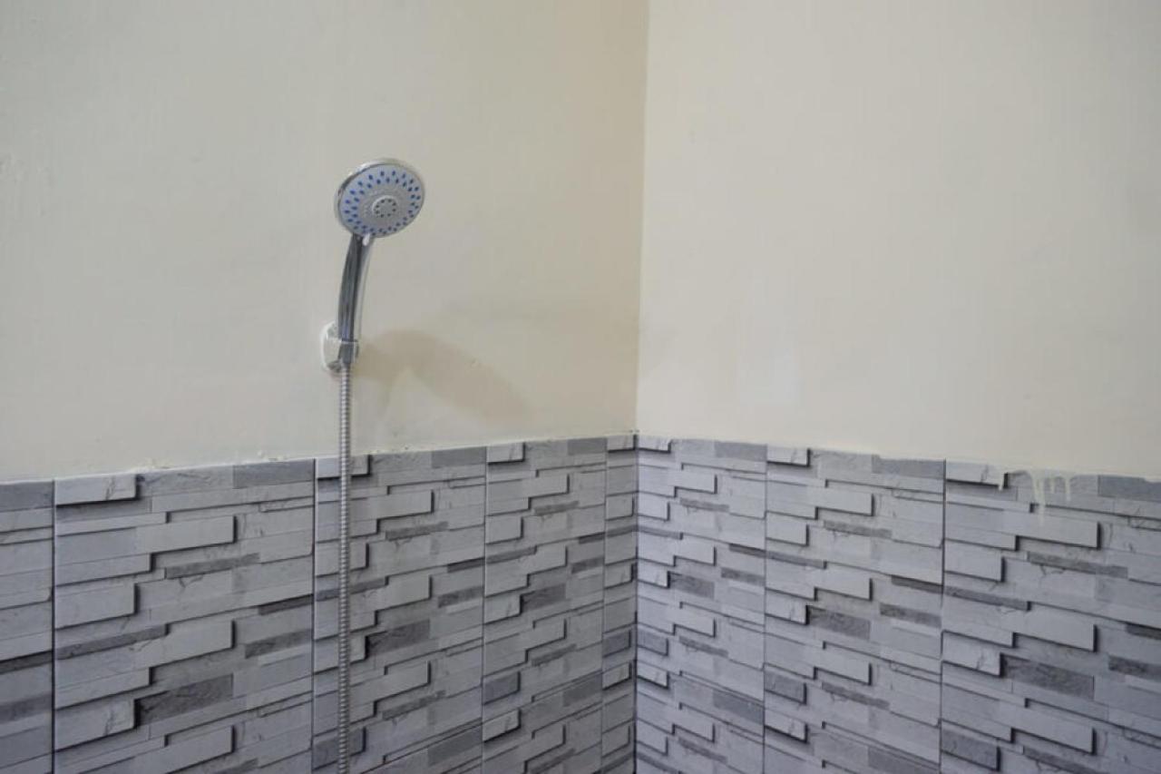 Hotel Reddoorz @ Jalan Raya Kaliwungu Selatan Kendal Exterior foto