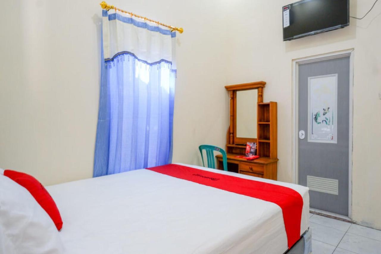 Hotel Reddoorz @ Jalan Raya Kaliwungu Selatan Kendal Exterior foto